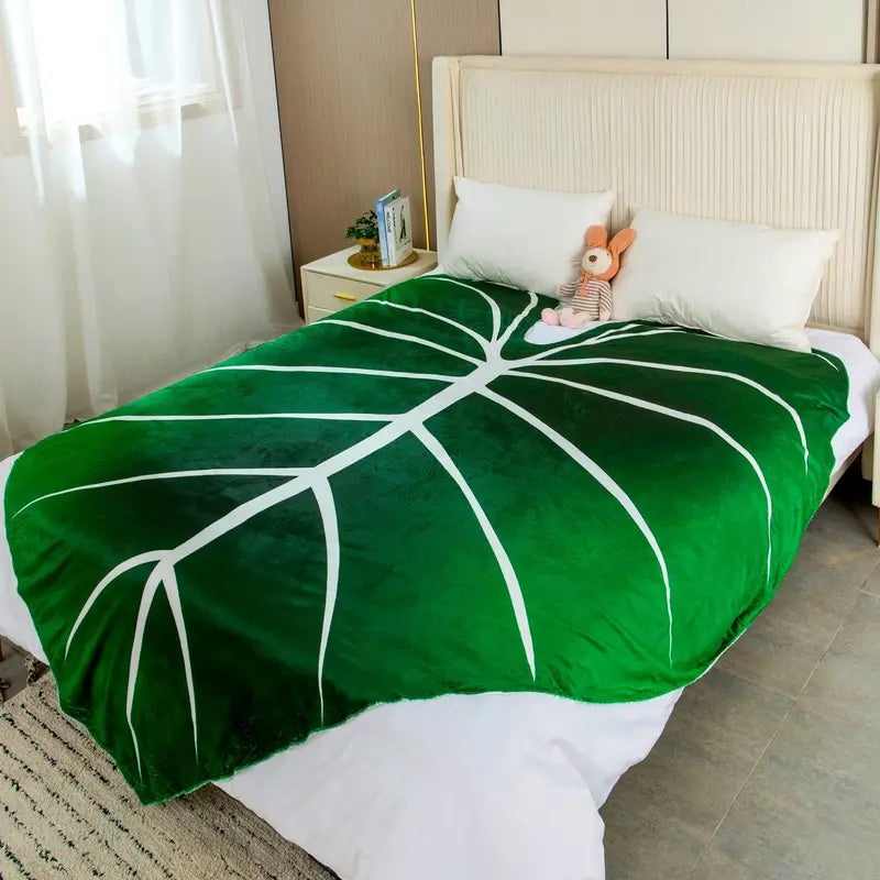 Novelty Leaf Design Flannel Blanket, 1 Count Soft Warm Durable Blanket for Home & Office, Machine Washable Blanket
