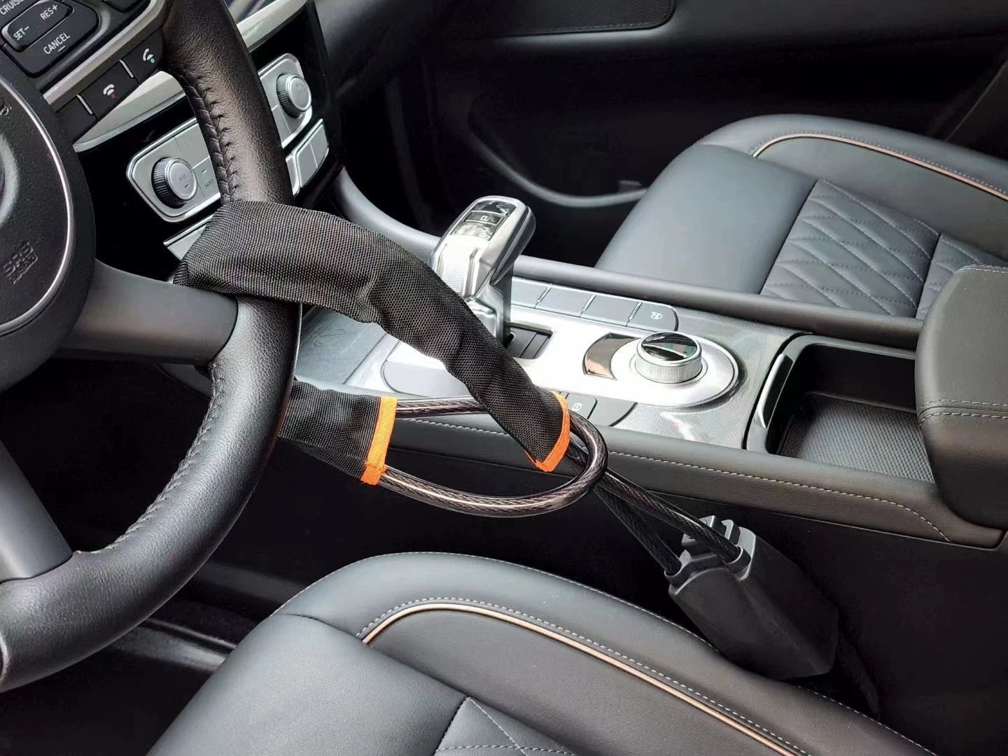 Anti-Theft Device Steering Wheel Lock Universal Steering Wheel and Seat Belt Lock